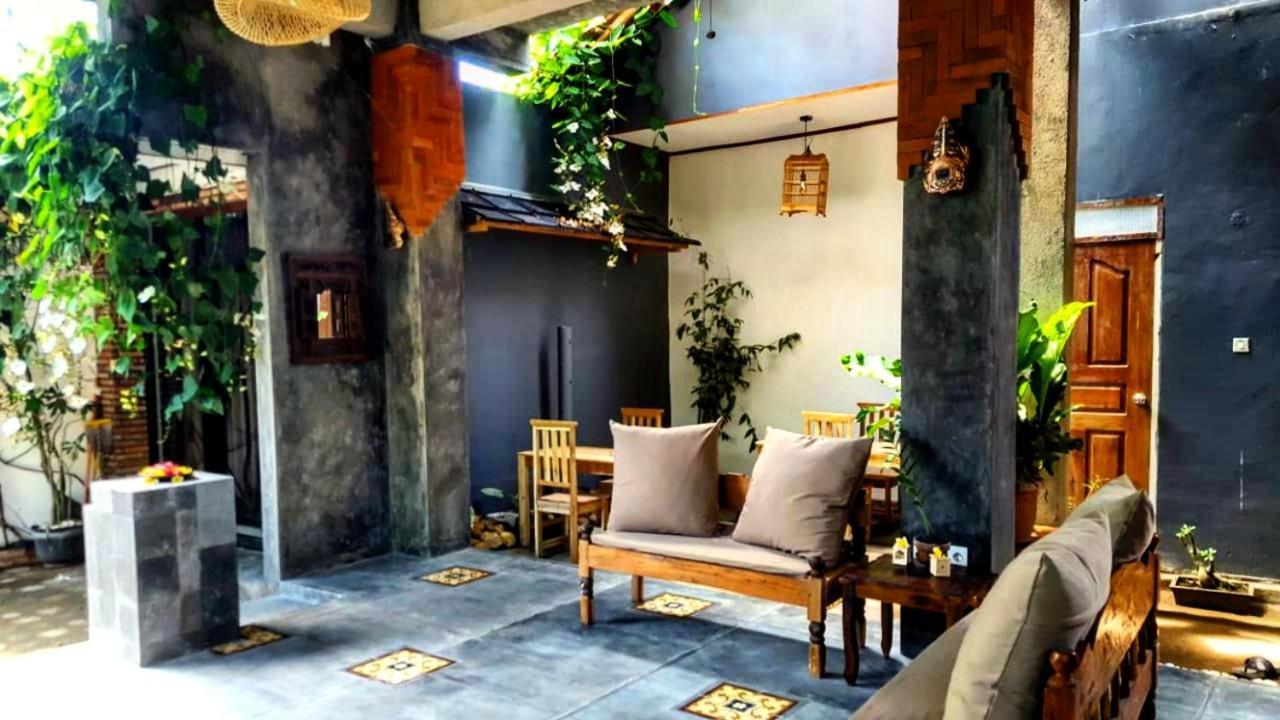 Oma Watu Inn Pringkuku Exterior foto