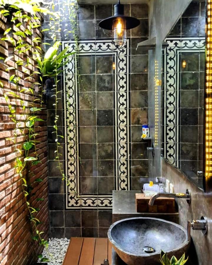 Oma Watu Inn Pringkuku Exterior foto