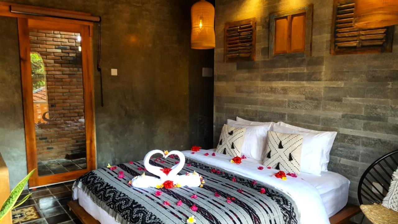 Oma Watu Inn Pringkuku Exterior foto