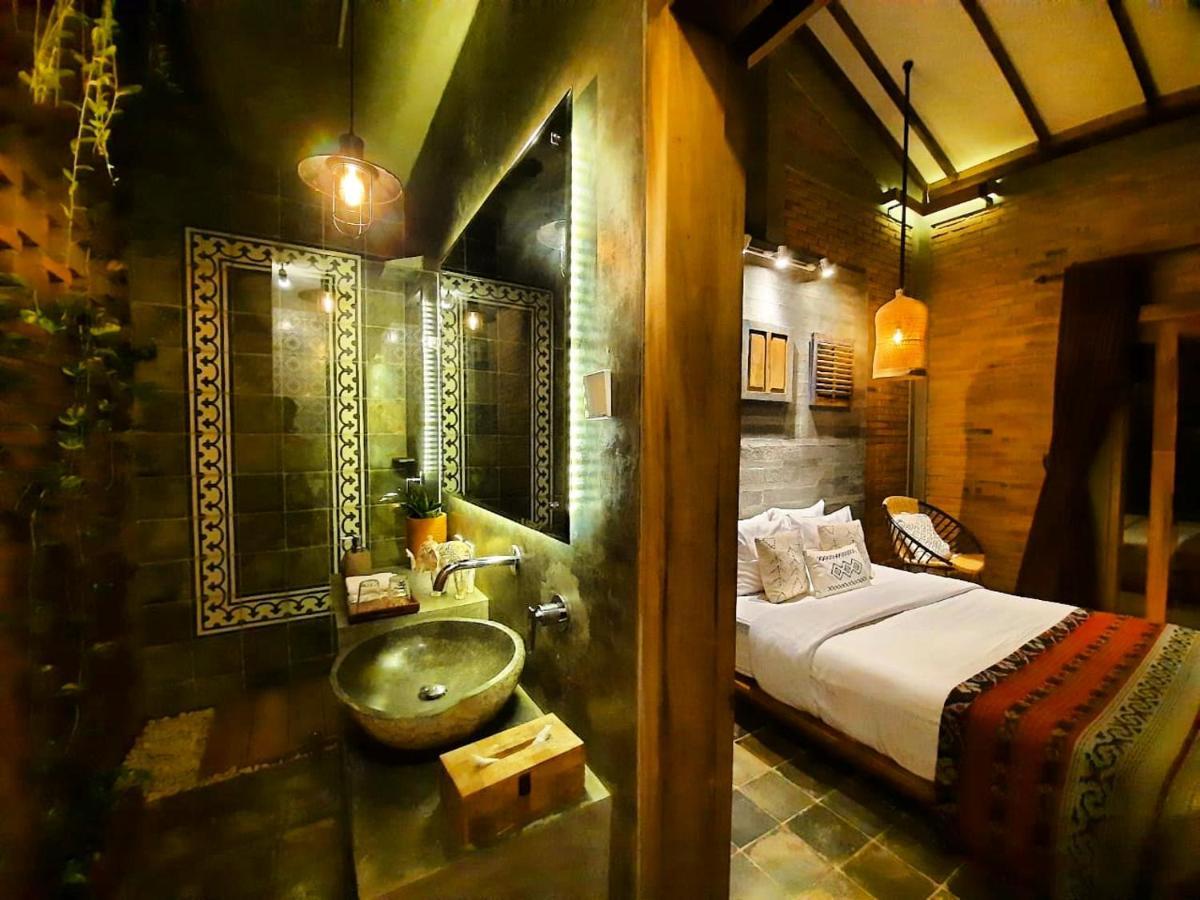 Oma Watu Inn Pringkuku Exterior foto